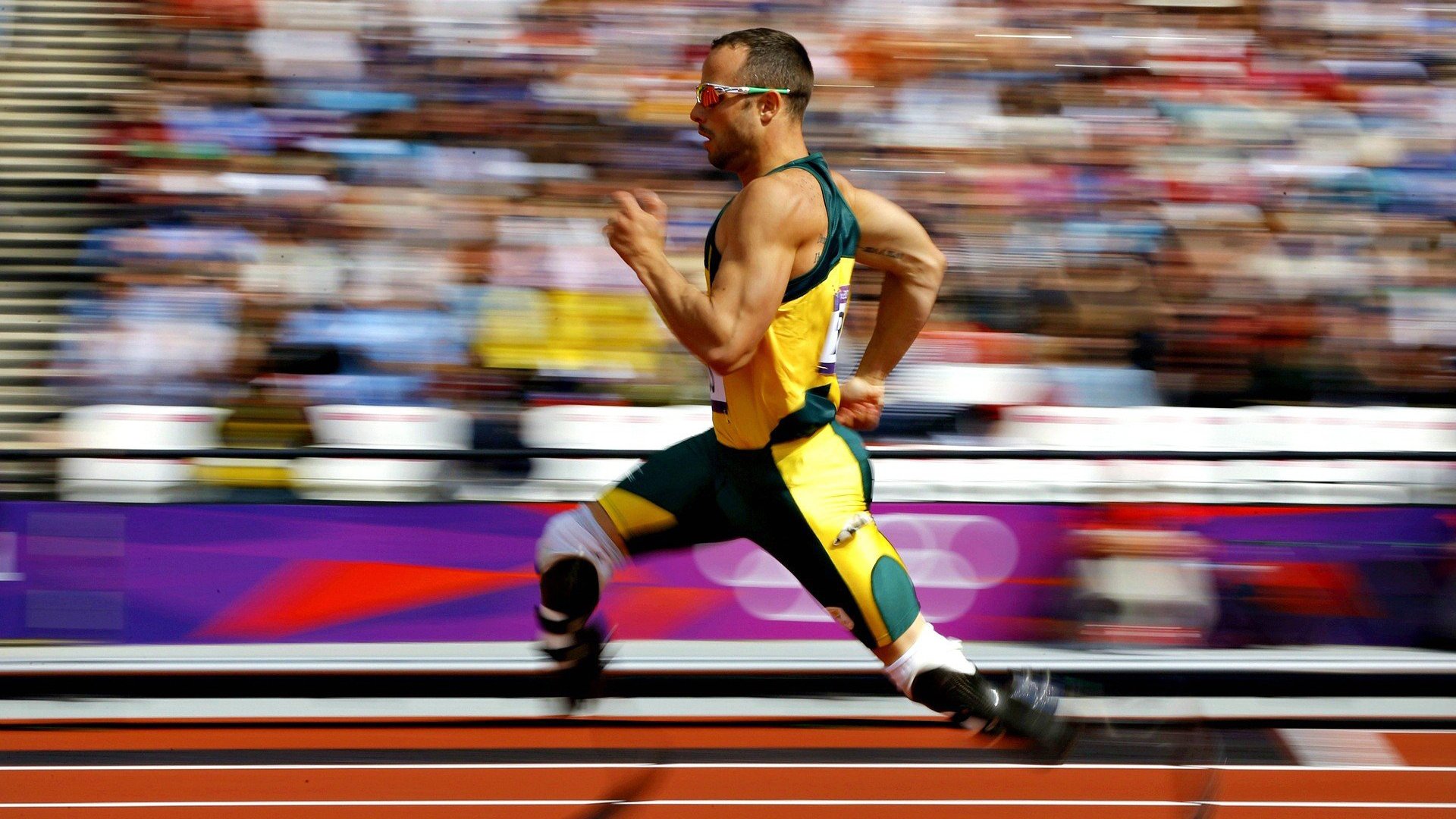 利物浦与阿森纳激战正酣,积分持平,利物浦和阿森纳