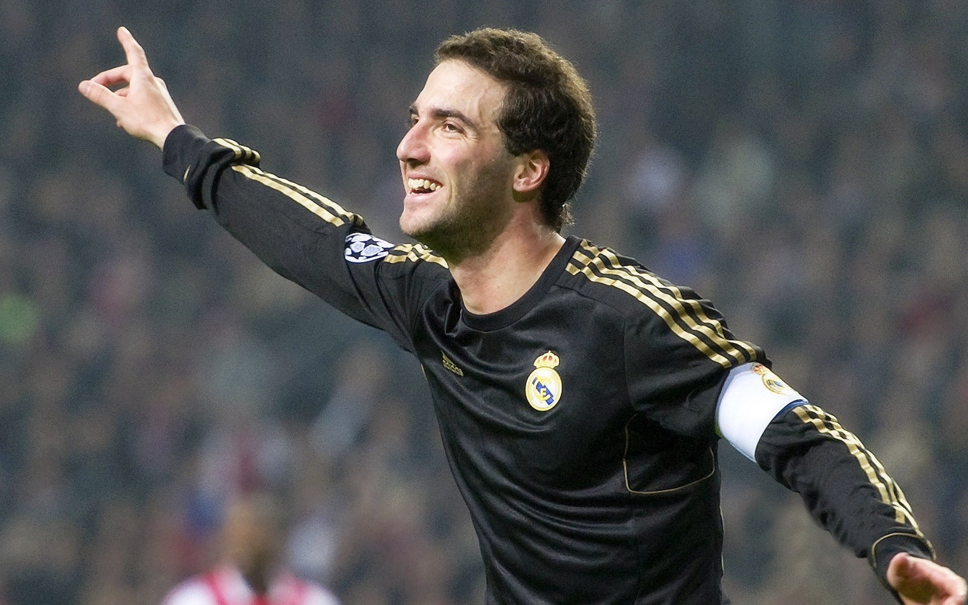 崭新赛季,全新挑战等待你的加入!